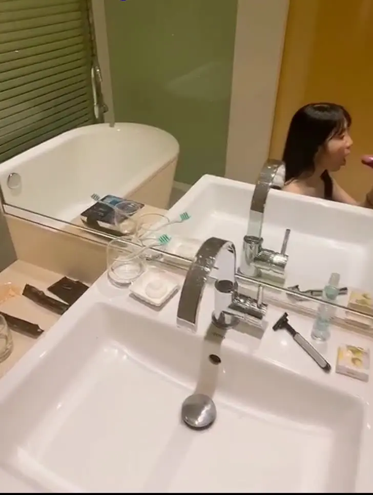 18434606 91porn - 边欣赏风景边做爱