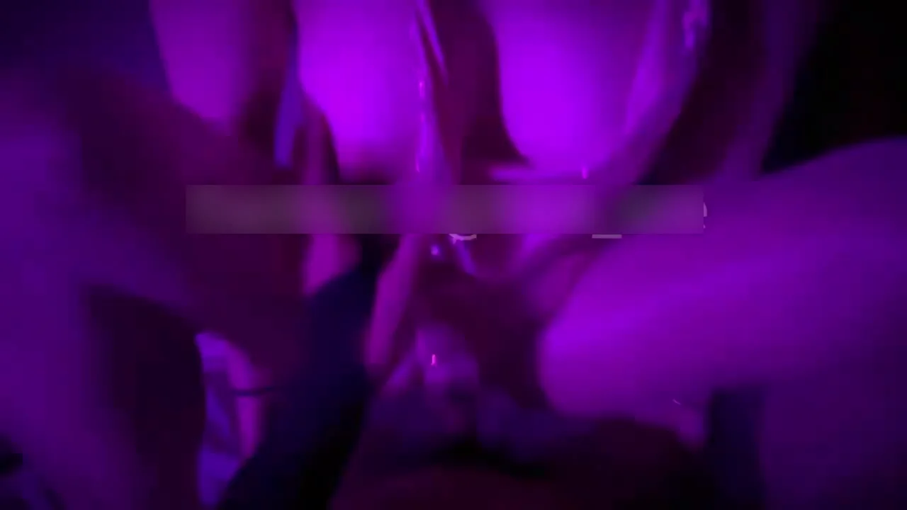 海角大神 - 夜店风吊带丝袜