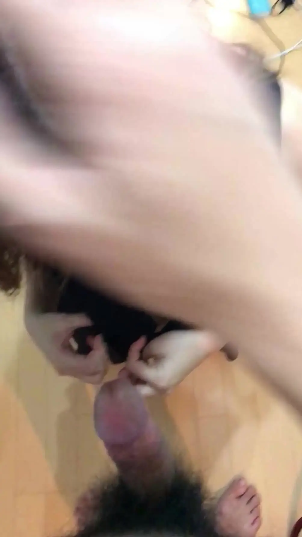 中文 色情 视频 - 风骚女神舔鸡巴