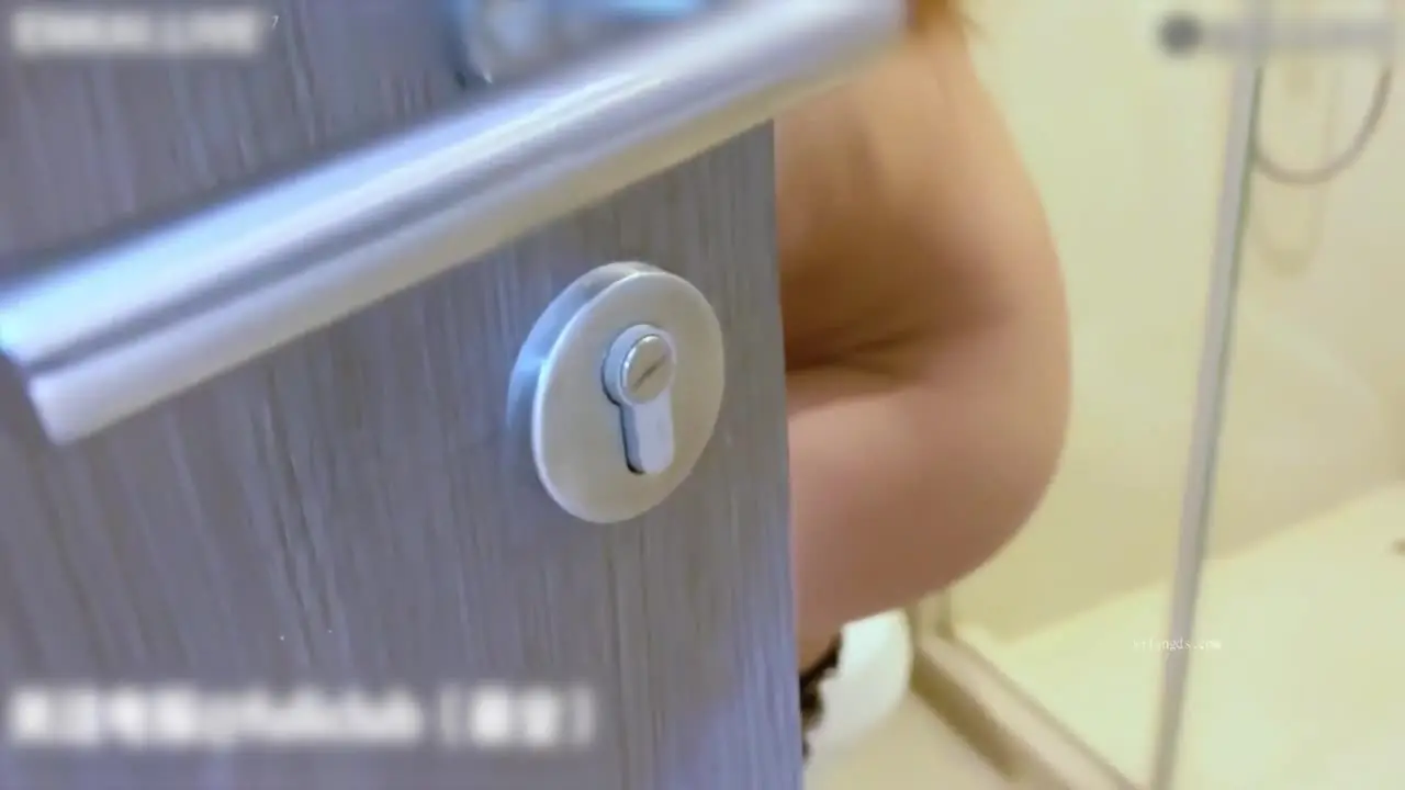 最新色情 - 性爱群交趴邀请妹子们一起爱爱