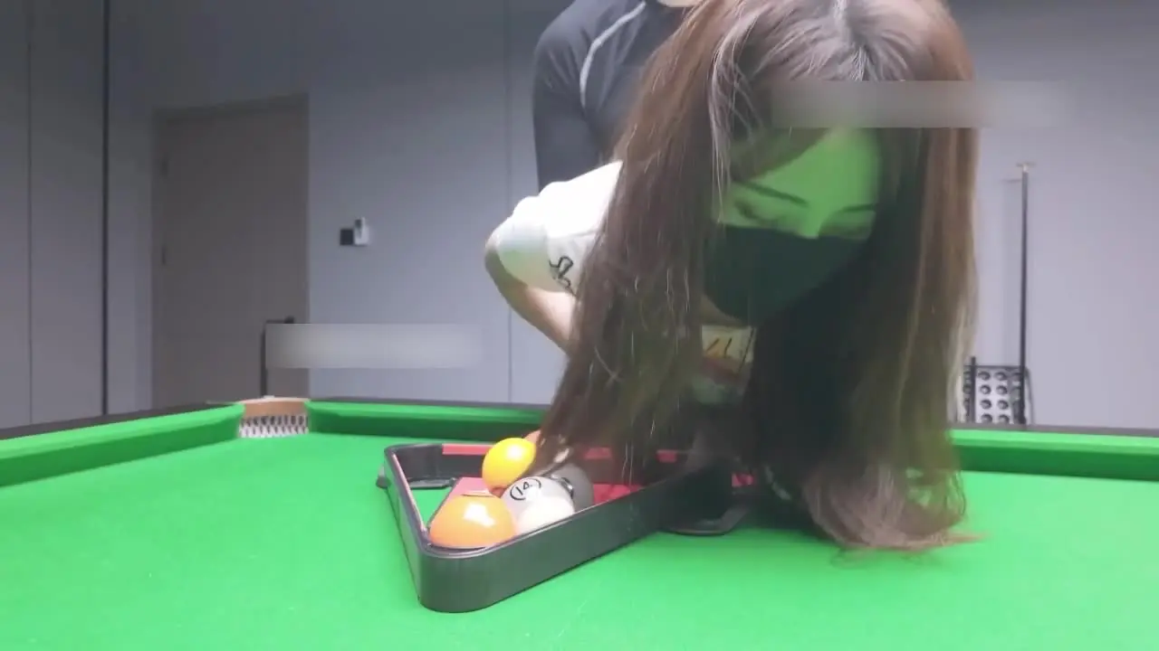 91 唐伯虎 - 【台球助教大部分都是这种预览】台球厅包厢无套内射，看着母狗一脸享受快高潮的表情，真的太爽了