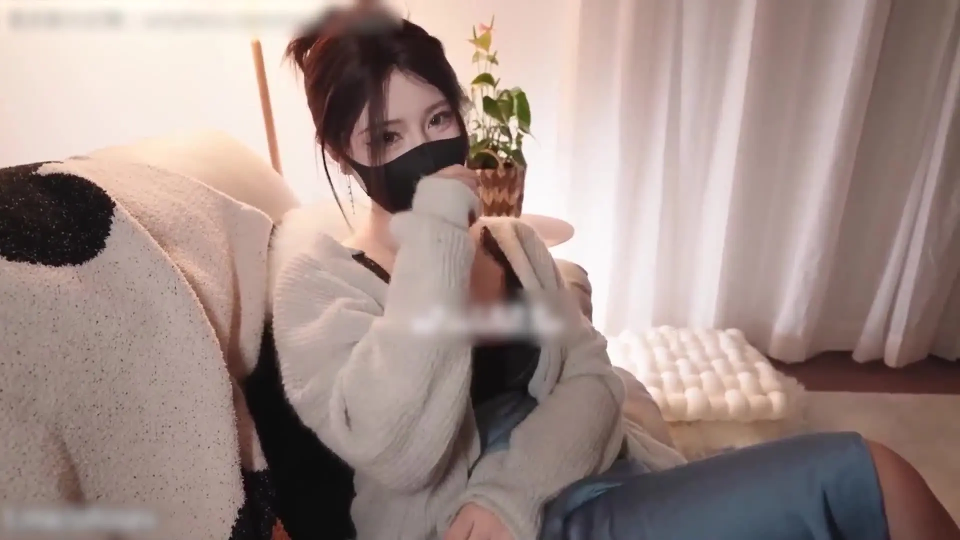 成人網站 - OnlyFans白虎网红女神nana娜娜同學的媽媽 饥渴少妇未能经受住肉棒的引诱