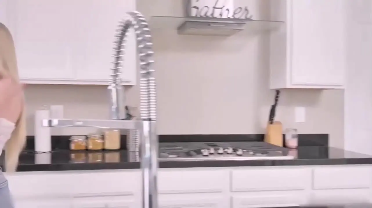 漫改av - 冰敷屁眼BB