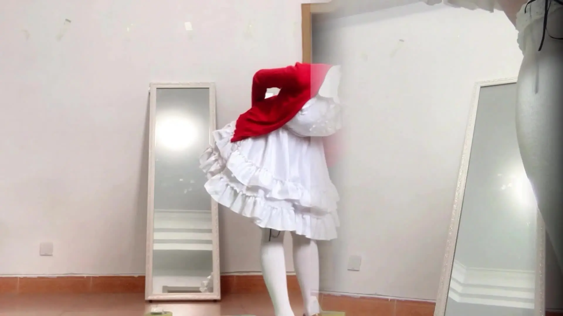 操 丝袜 - 白丝洛丽塔 双视角 跳宅舞 自慰视频，特别乖巧