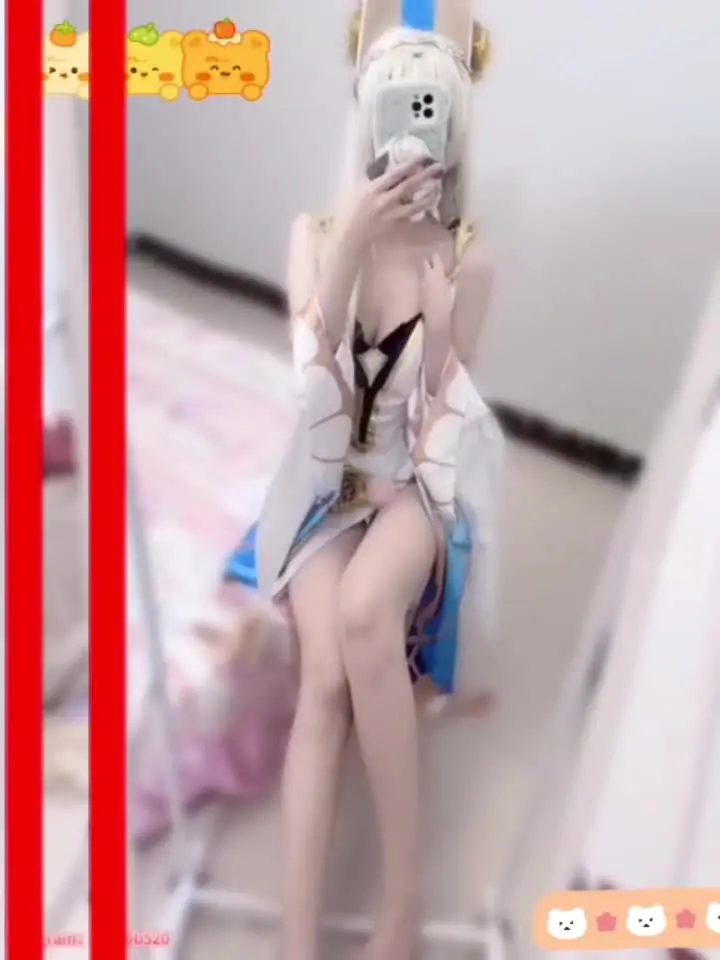 fkabuto - 萝莉小仙秀大长腿并用道具玩弄骚穴