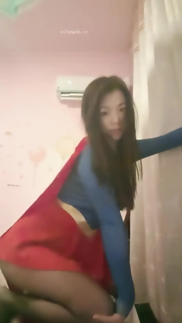 91porn 中西 - 开裆油亮黑丝长筒靴超人自慰白浆喷尿