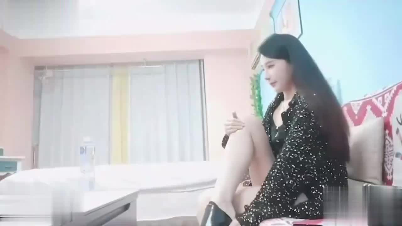 成人自拍影片 - 独家曝光抖音 Aline 模特级别身材下海做外围献逼 探花小雨哥直接3k拿下Aline！