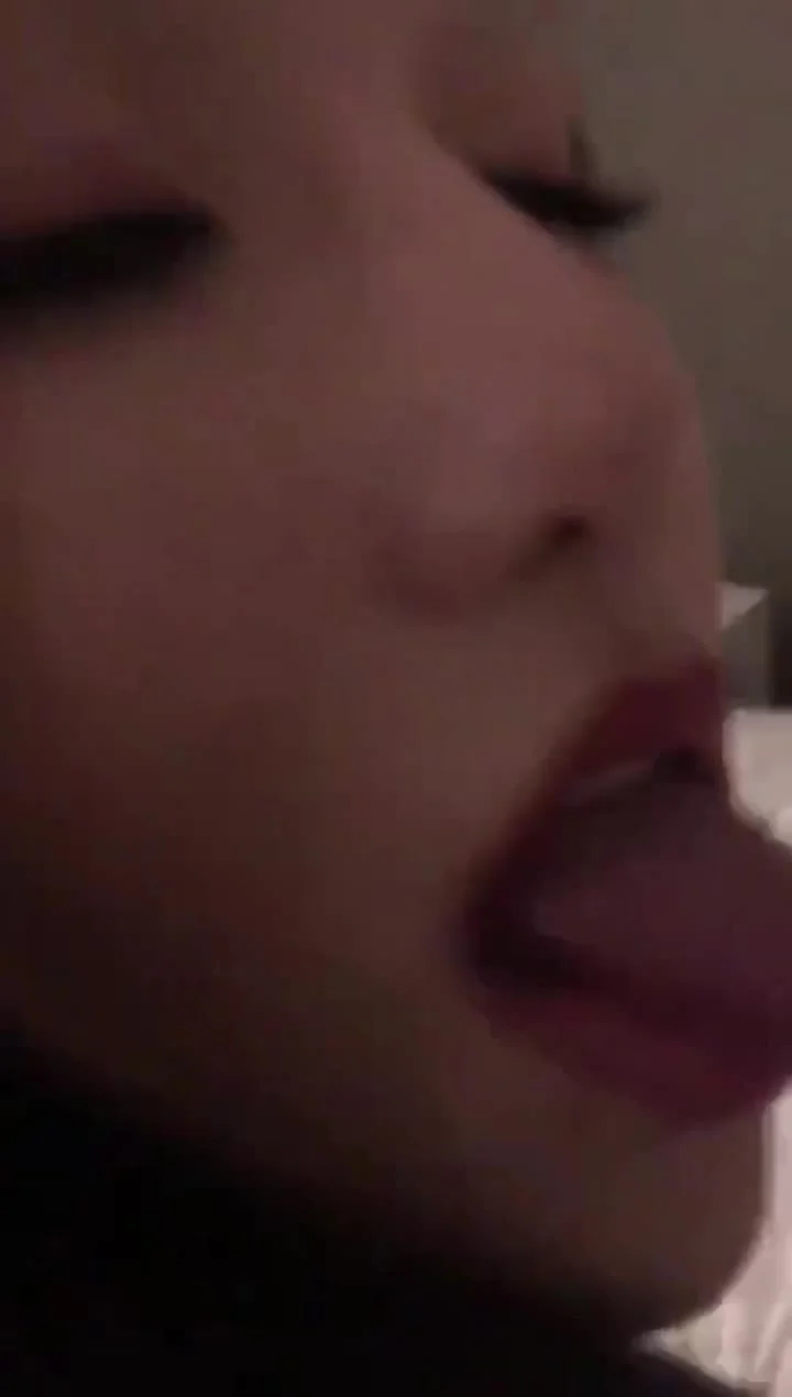 Nagano Kazunatsu - Móc nối bạn trai chơi game