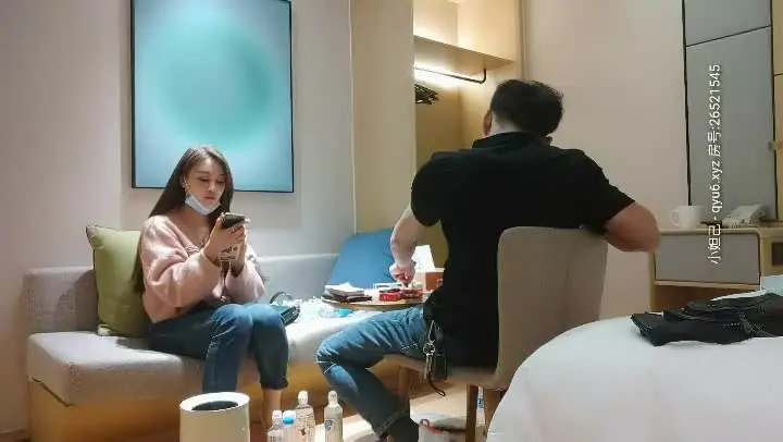 【探花沈先生】大神忽悠外围小姐姐，格局套路口才了得，冲个澡直接上床开操，暴力啪啪激情一小时