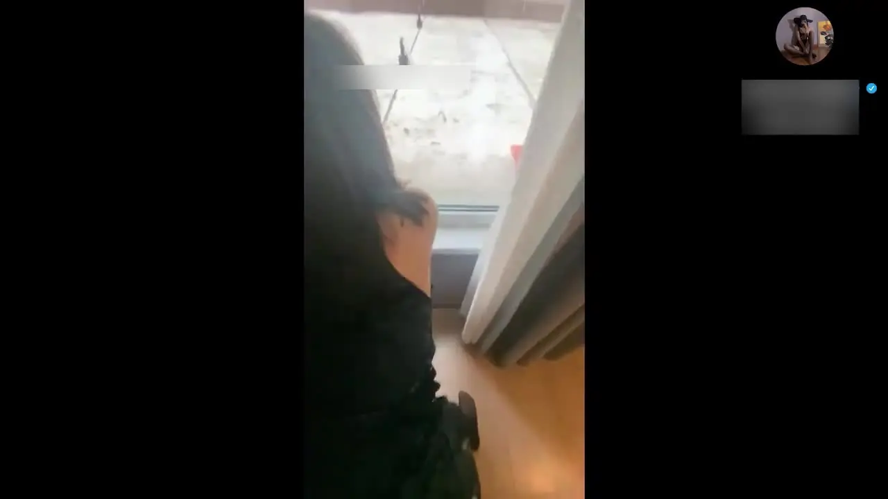 阳台吞精女骚妇