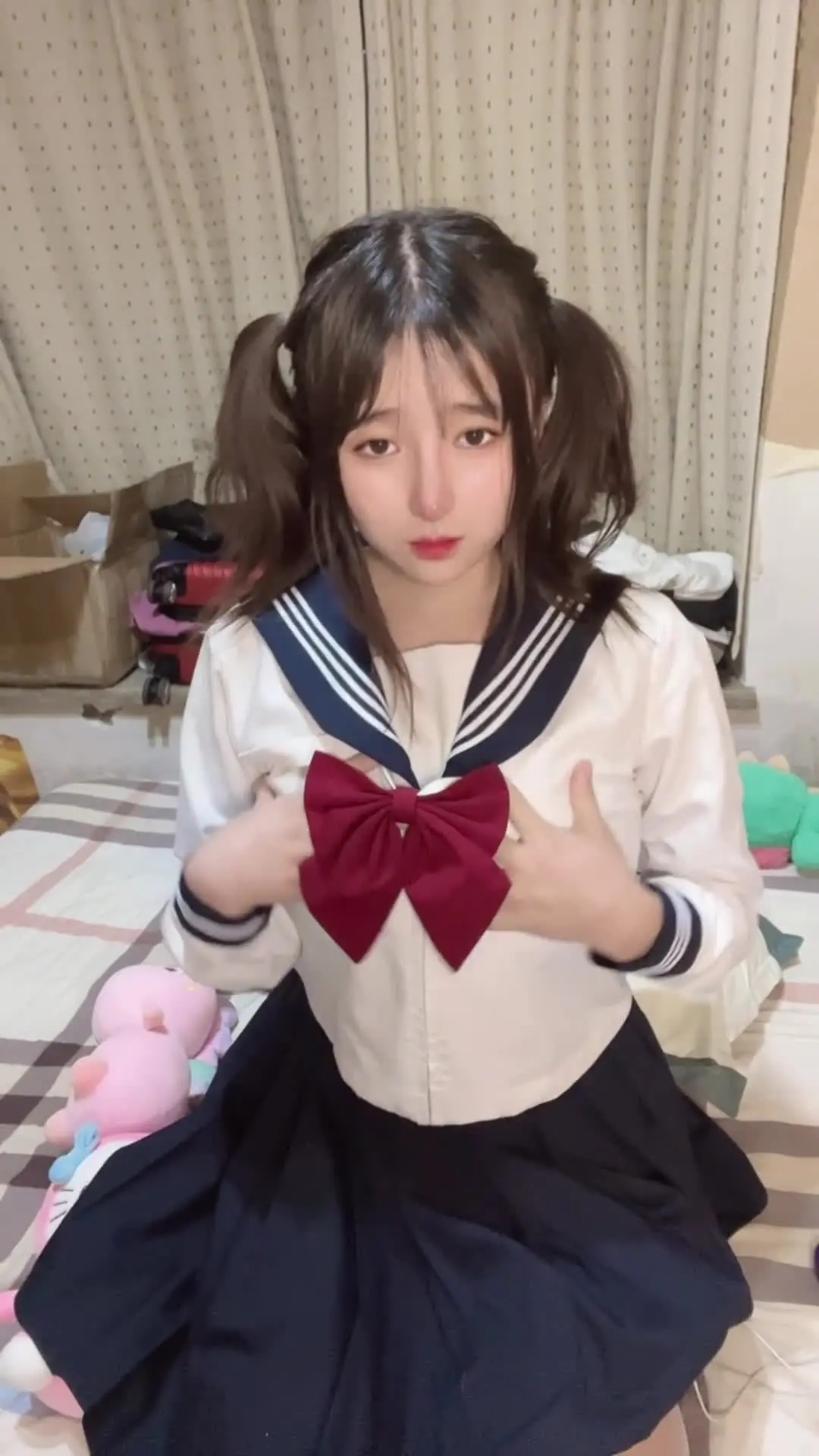 原创 微胖白虎萝莉掰开嫩穴自慰勾引