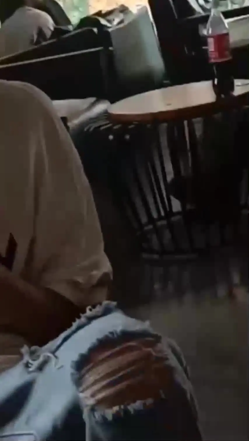 广西玉林学院学霸_孙晓慧_对同学高冷，却在外给精神小伙口