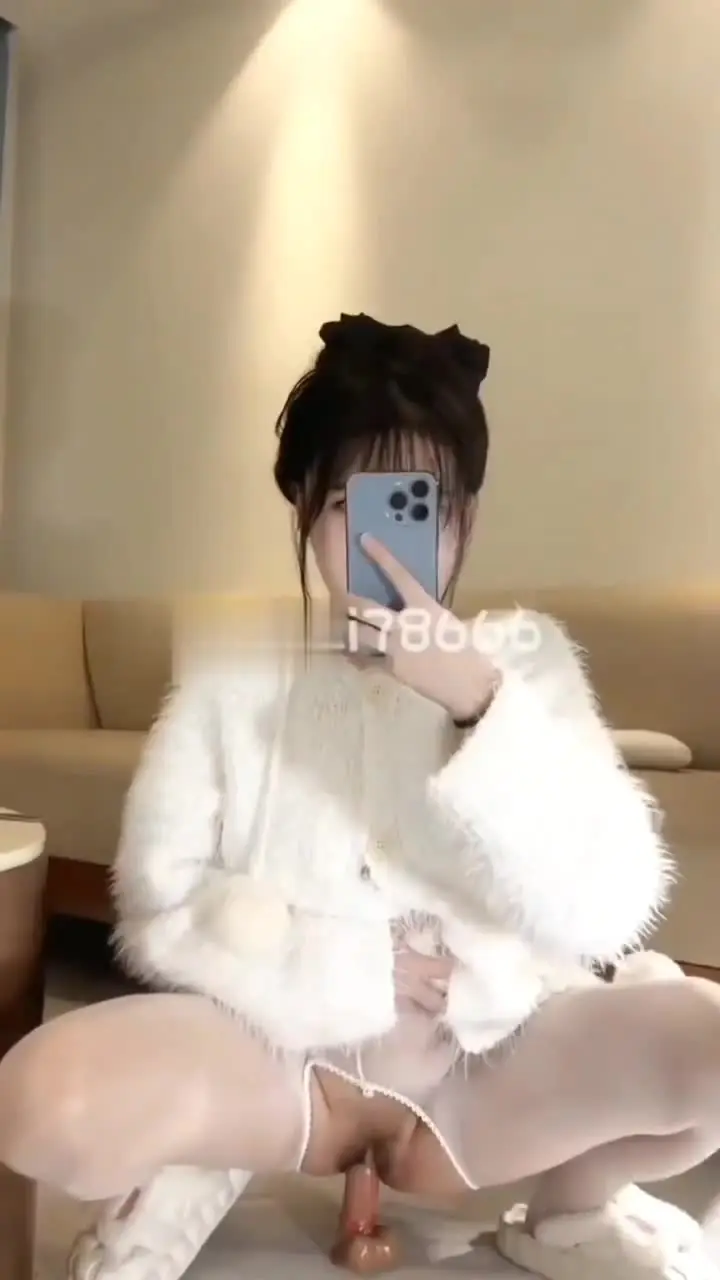 弹力插第二弹大合集美女都喜欢在家里玩弹力插各类逼型让你一次看个够