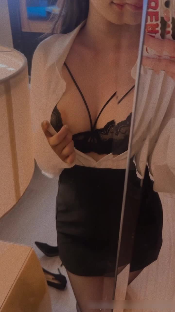 Falda a la cadera uniforme ol