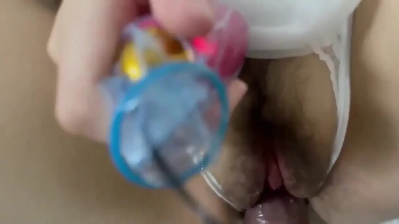 【吃瓜爆料】武汉大学母狗秦怡接受主人调教，反差骚逼跳蛋吃鸡玩命猛操，分手后遭到男友网爆。