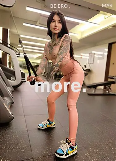 SexyChloe812 健身房有这种女神很难不射