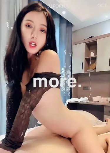 小草莓 这腰扭的真厉害