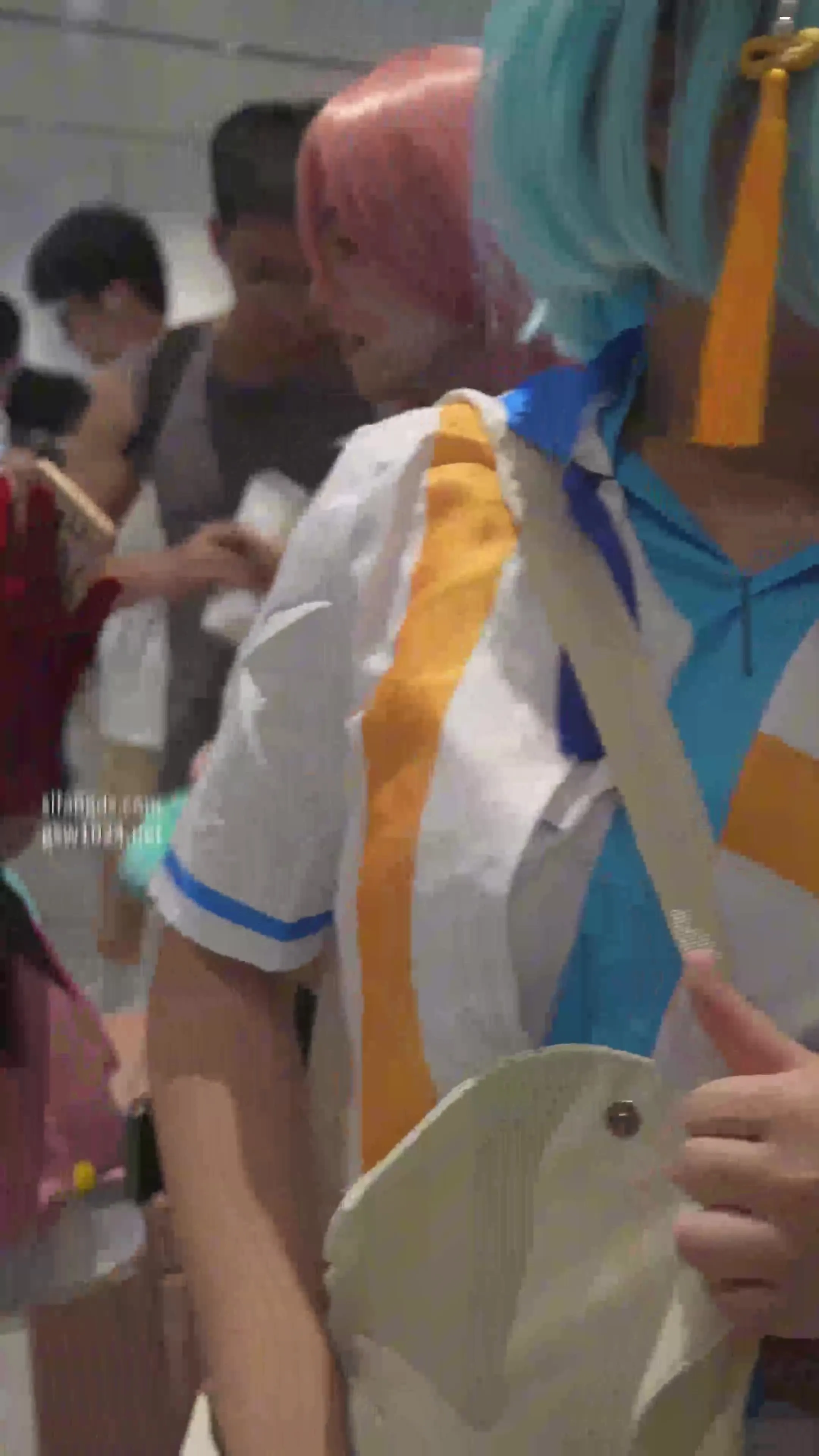 0904_Short_Priority_Overbottom_1819454323_22327_B218-1