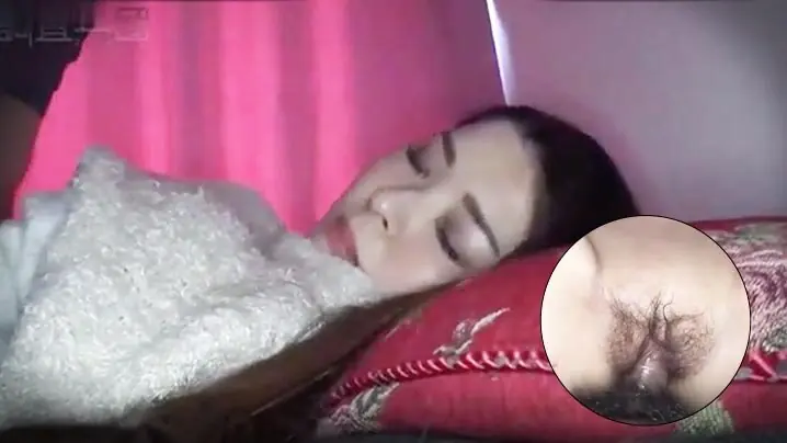 【Dòng phim hiếp dâm】Cô gái bị hiếp dâm điên cuồng nhất trong nước là một nhân viên ngân hàng, cô gái có làn da trắng mịn, quá đẹp đến mức nhìn vào là muốn liếm.