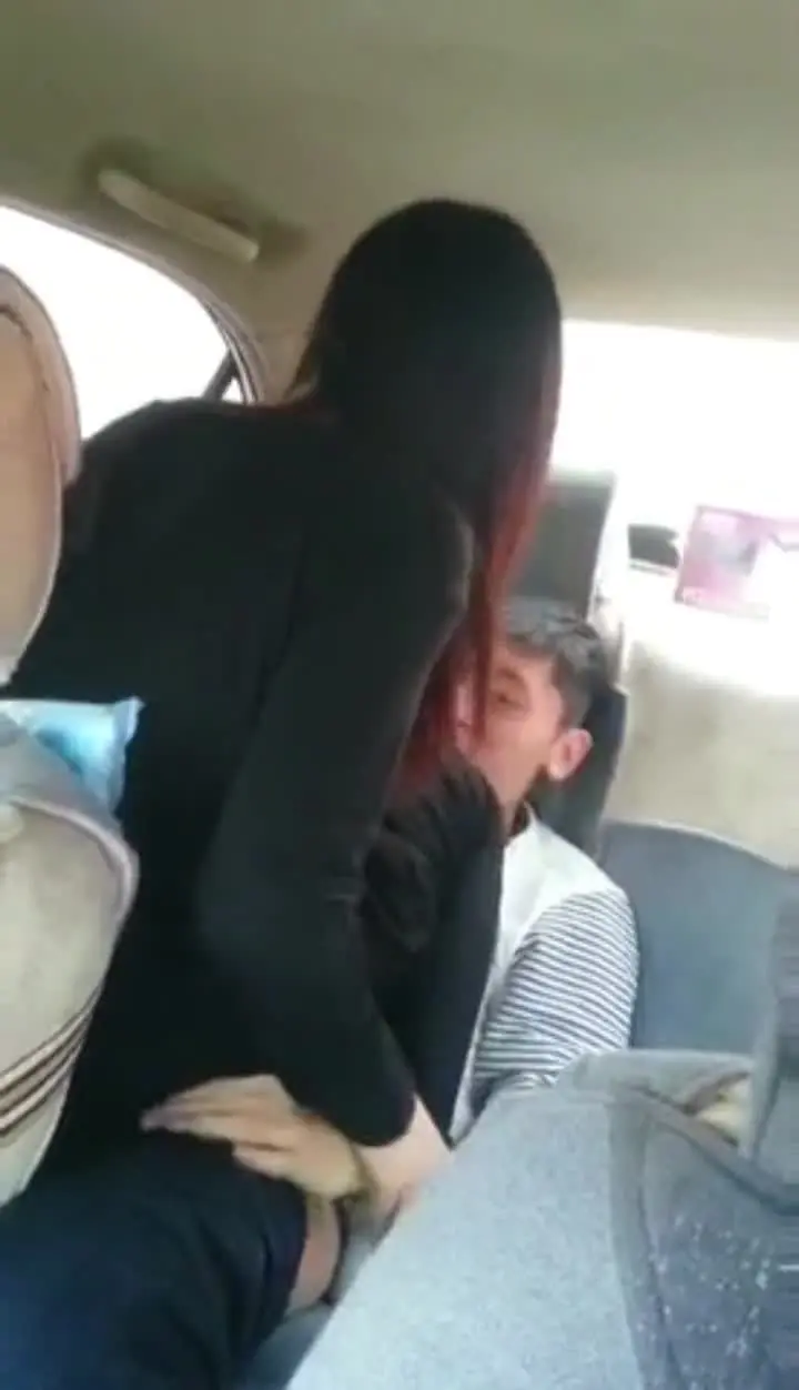 "写真を撮るな" "いつ俺の代わりをするんだ、相棒？"