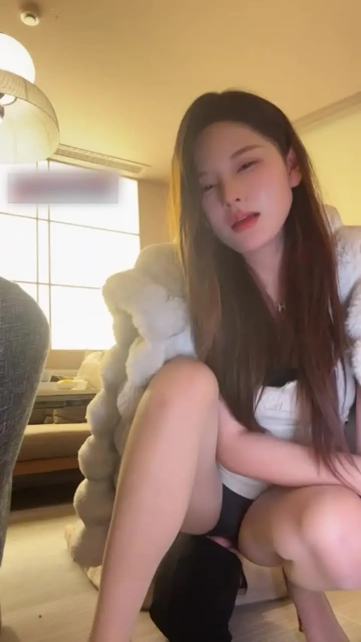 Этот лизун - настоящий собачий лизун! Преимущества вылизывания ног